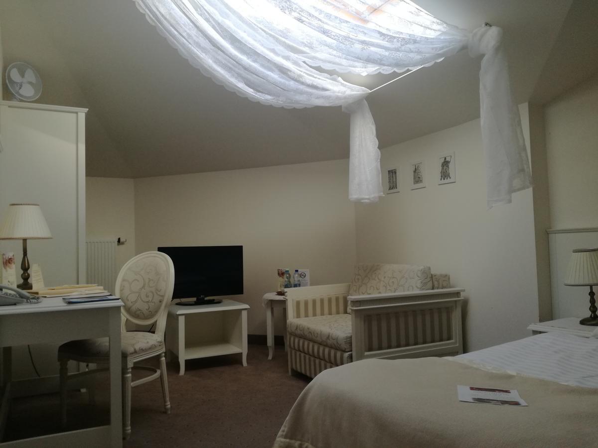 Hotel Spa Akacjowy Dwor Stargard Szczecinski Luaran gambar